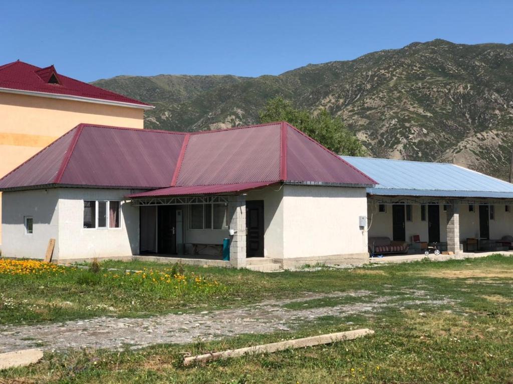 Gallery image of Zhaksylyk_guesthouse in Saty