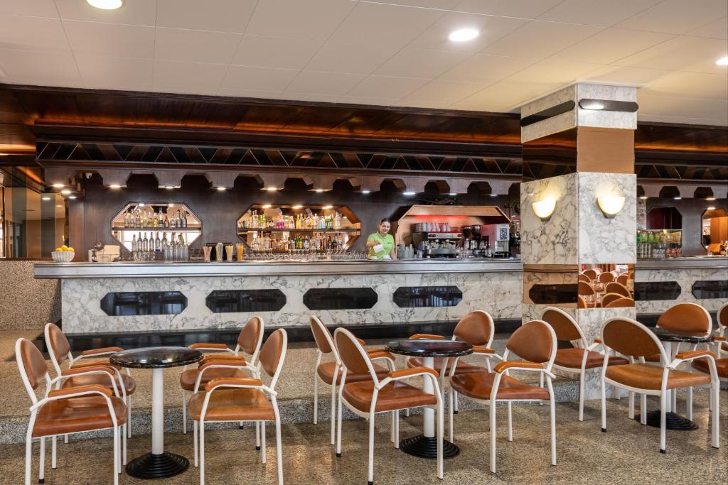 Lounge alebo bar v ubytovaní htop Olympic #htopEnjoy