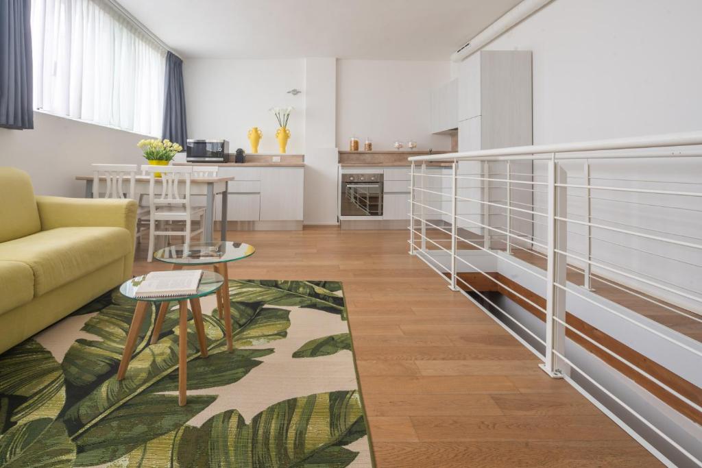 Centrale Mazzoni Apartments R&R - 