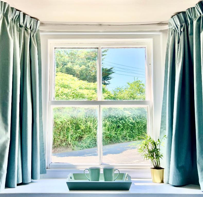 The Black Horse Inn - Housity