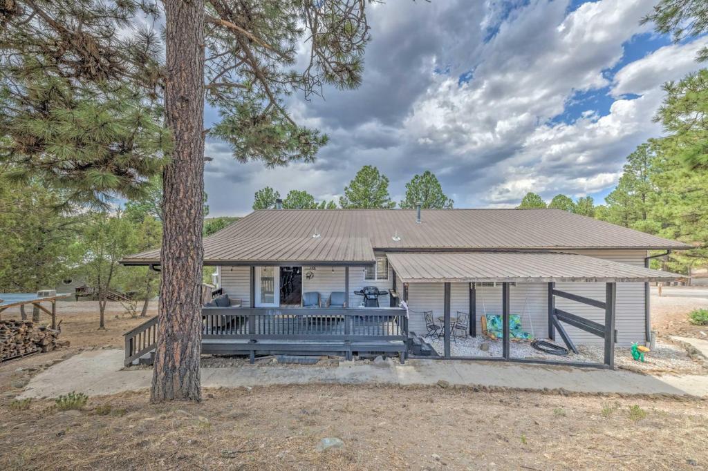 Ruidoso Home with Deck, Grill and Pool Table!, Ruidoso (updated prices 2024)
