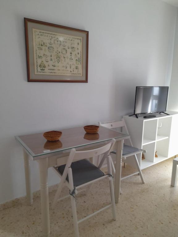 A television and/or entertainment centre at Sanpau