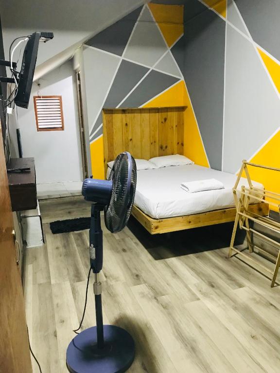 Alina Budget Hotel - Budget Double Room - Non Air Conditioned