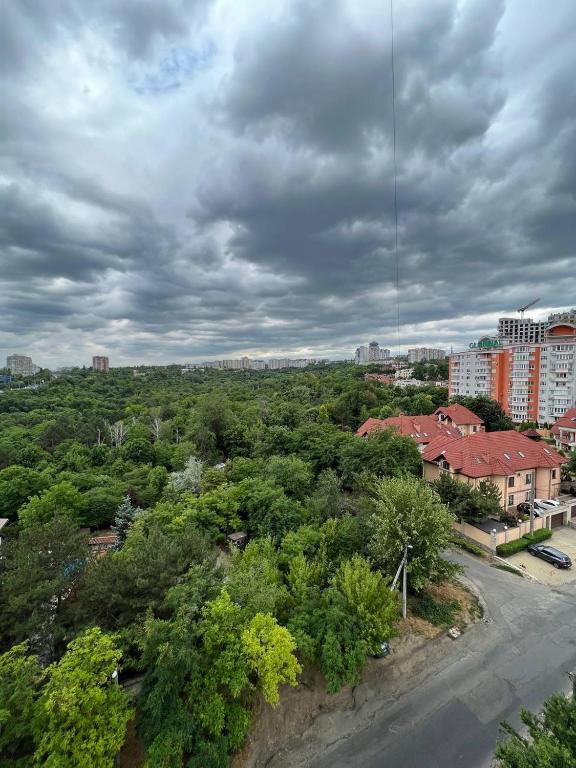LuxRent - Two-Bedroom Apartment