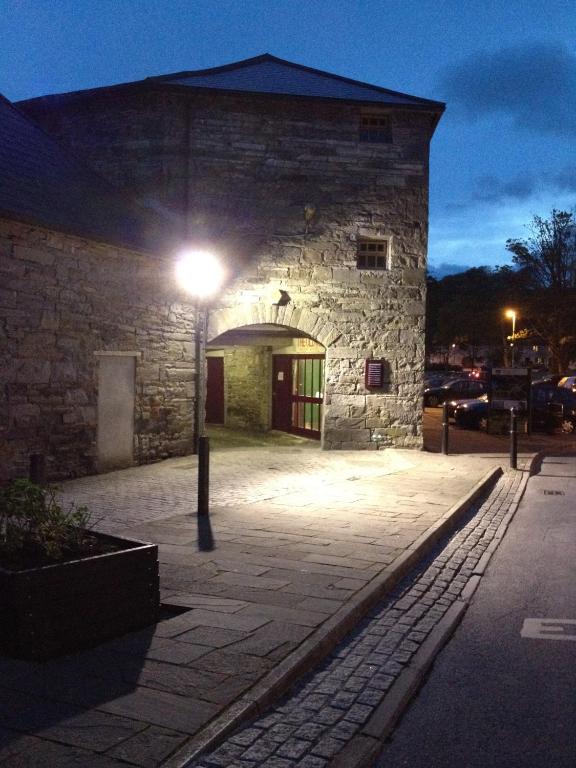 Budova, v ktorej sa hostel nachádza
