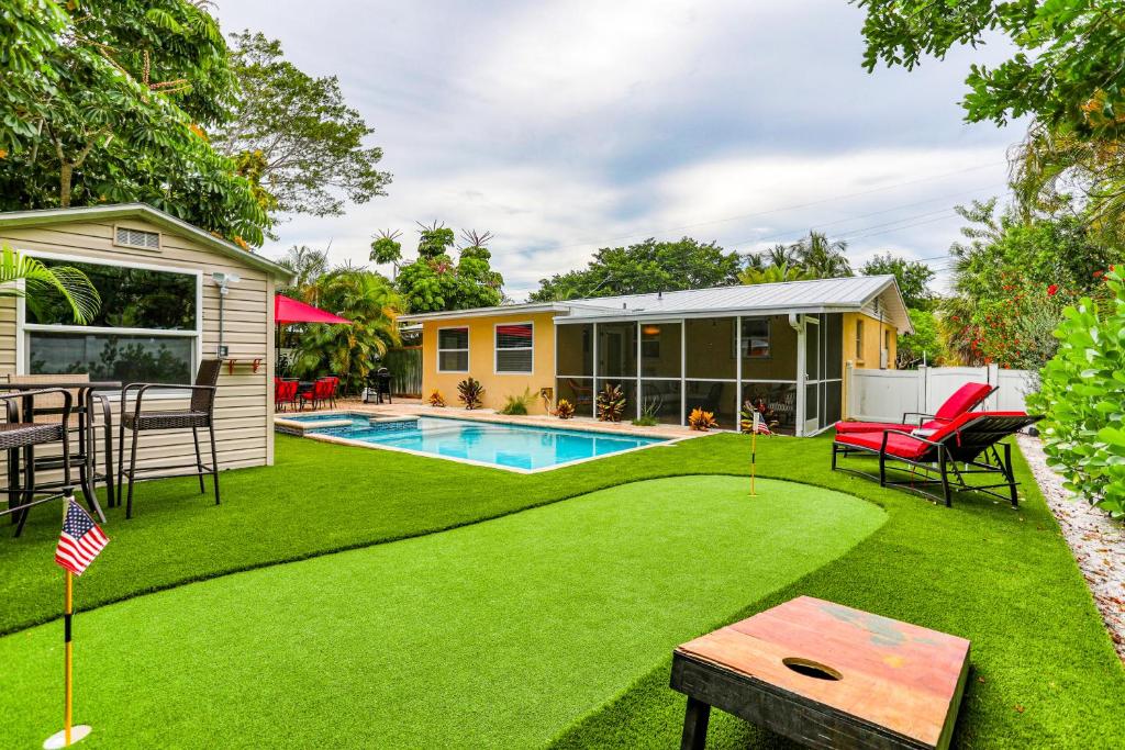 Hồ bơi trong/gần Getaway on Gladiolus