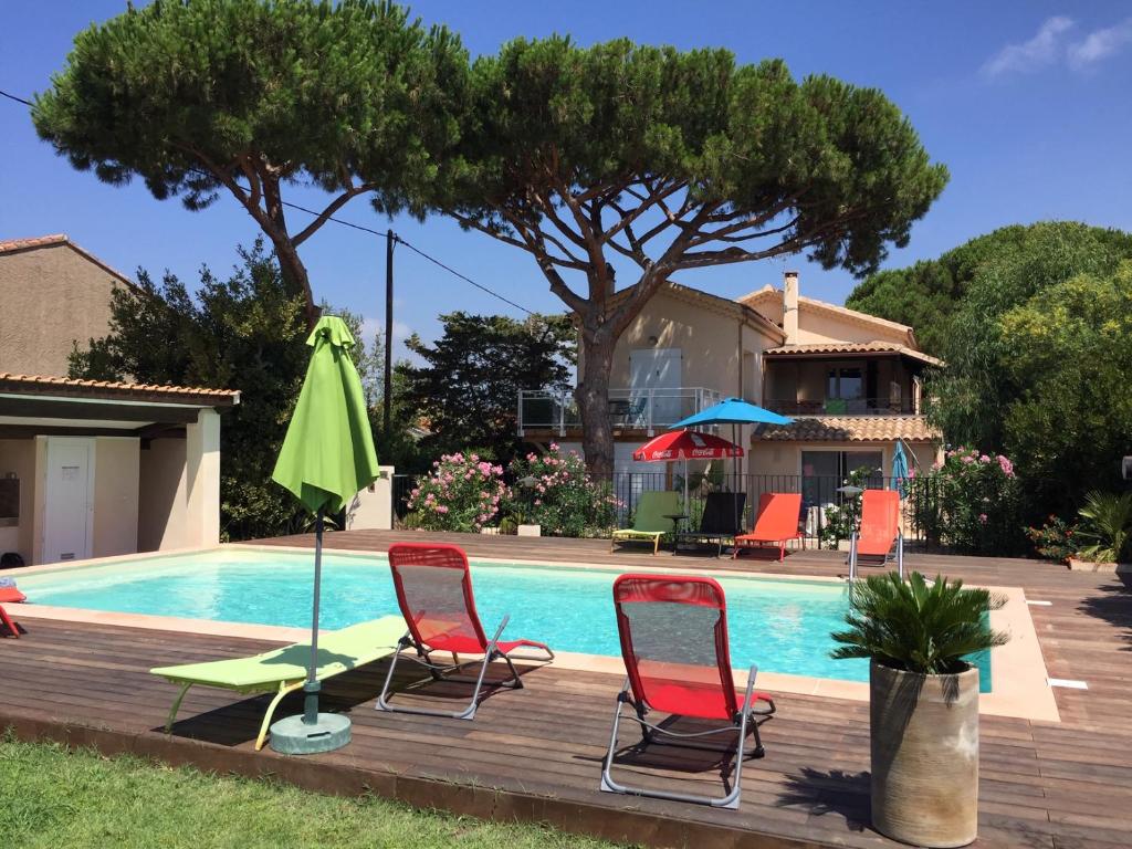 Studio de charme, piscine et mer à pieds, Six-Fours-les-Plages ...