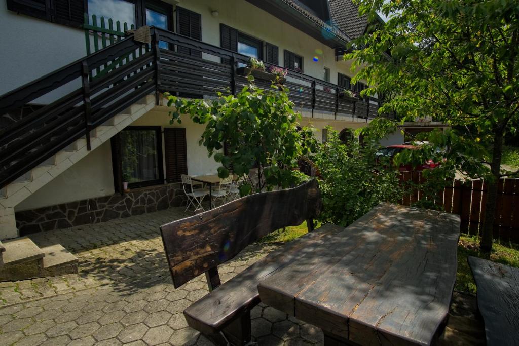 Balkón nebo terasa v ubytování The Village Rest - Brezje Gorenjska