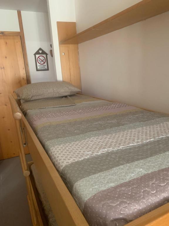 Postel nebo postele na pokoji v ubytování Le joli coin