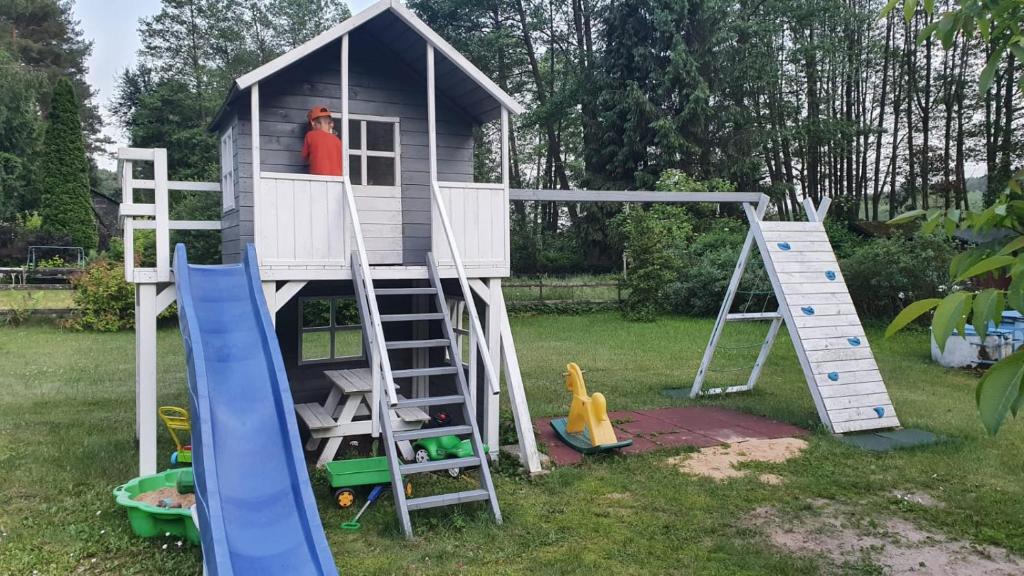 Fotografia z galérie ubytovania Domki nad jeziorem Łąkowa v destinácii Gietrzwałd