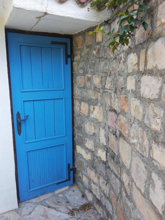 Foto Budvas asuva majutusasutuse Sea-side Old Stone Villa with a private Garden galeriist