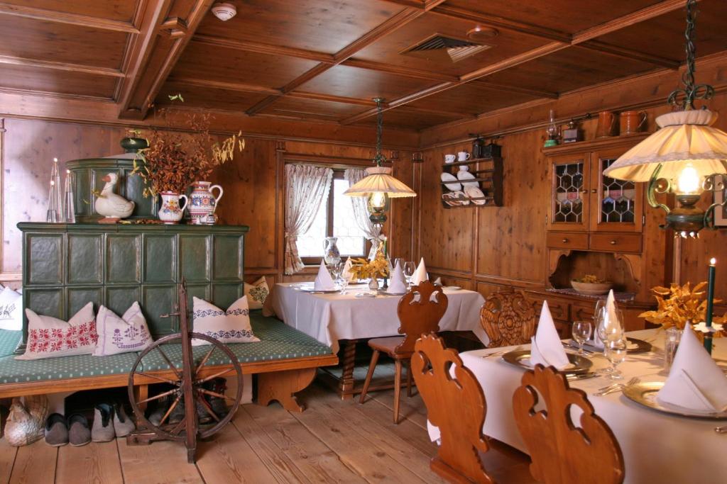 Nápoje v ubytování Brugger's Genießerhotel Lanersbacherhof