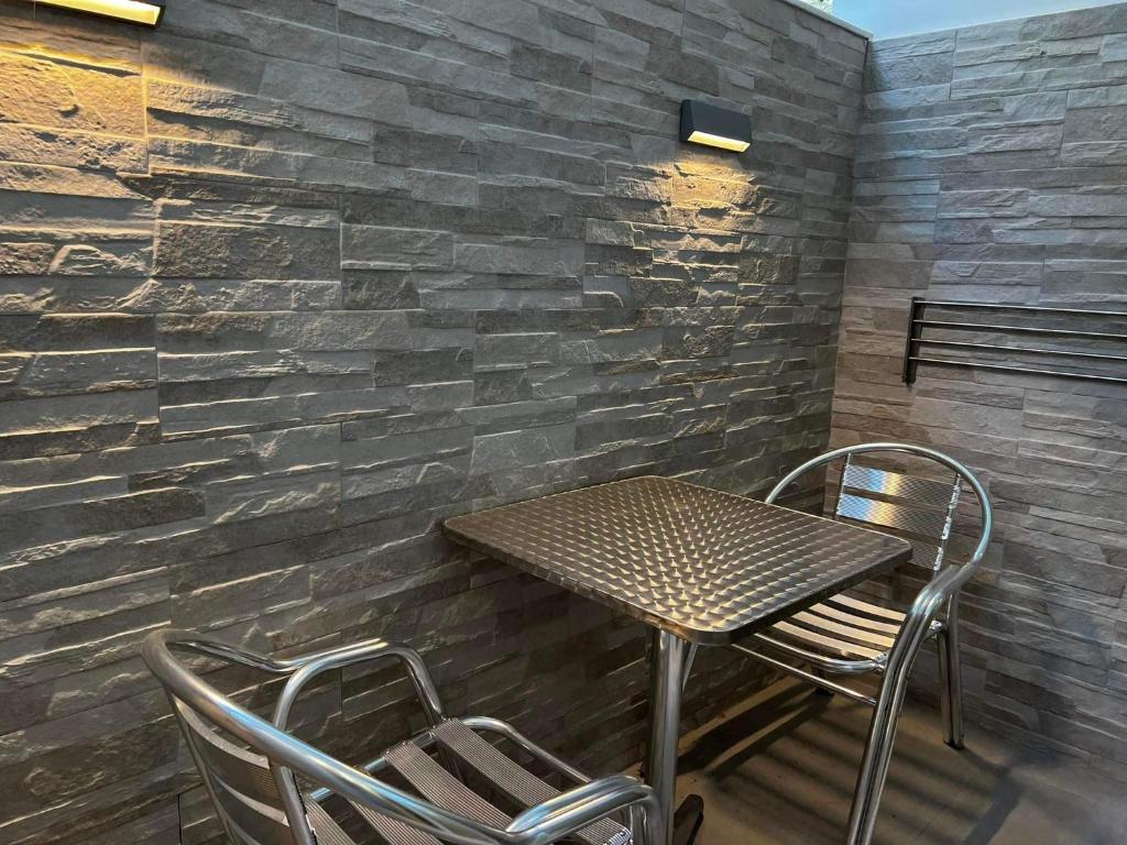 ATLANTIS APARTMENTS - 7