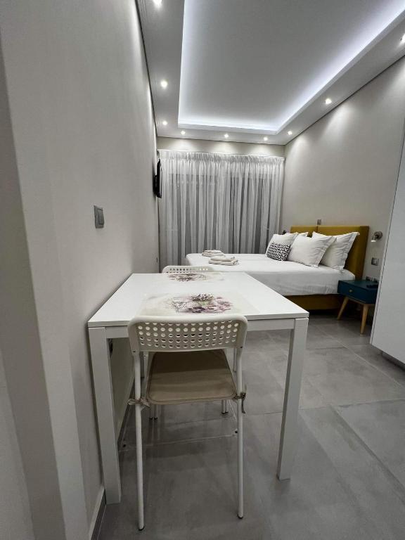 ATLANTIS APARTMENTS - 6