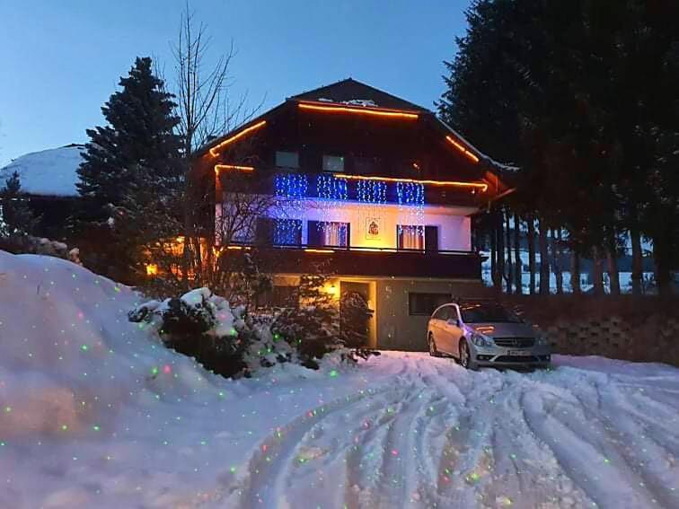 Fotografia z galérie ubytovania Pension zur Heiligen Krone v destinácii Mauterndorf