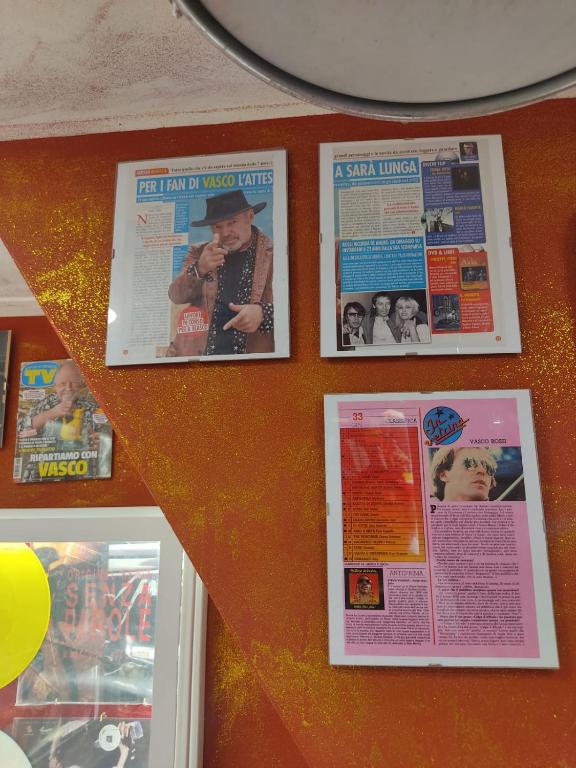 Elvis - Marilyn - Vasco Rossi - Airport Catania Center - Tweepersoonskamer