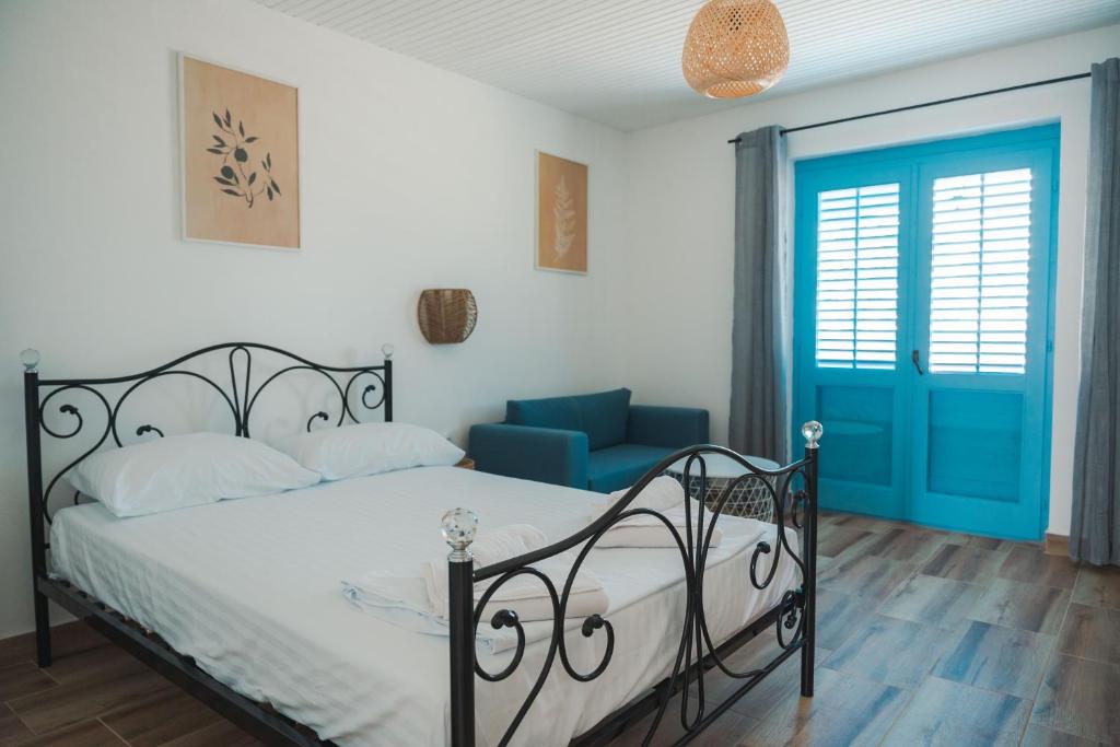 Ein Bett oder Betten in einem Zimmer der Unterkunft FKK Ada Bojana