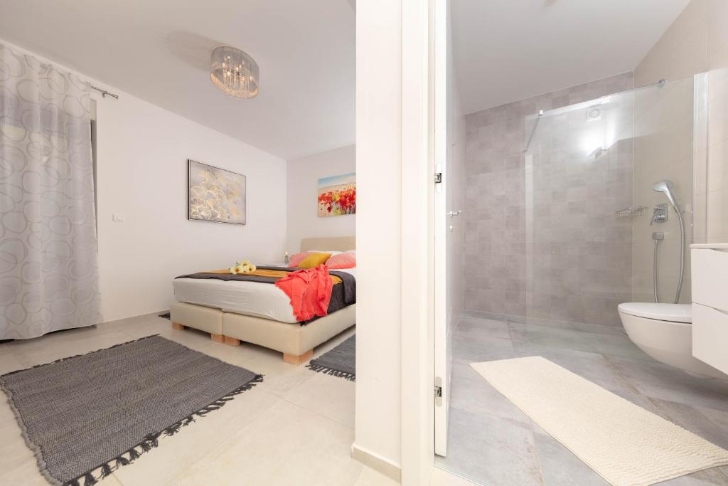 Koupelna v ubytování Apartman Oranž