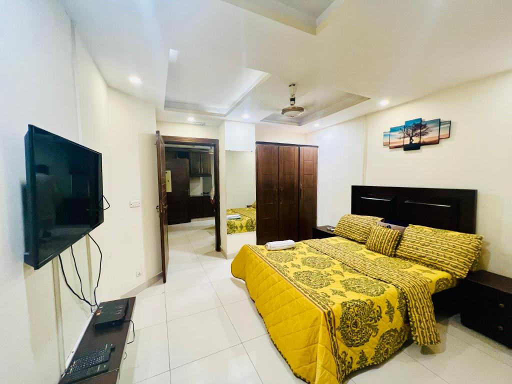 Peacefull one bedroom apartment in Bahria town - 带阳台的公寓