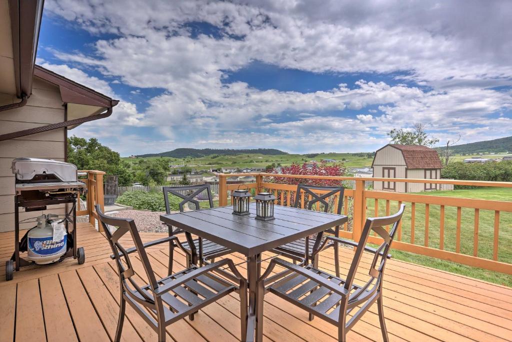 Cozy Sturgis Home with Yard, 2 Mi to Main St!, Sturgis (updated prices 2024)