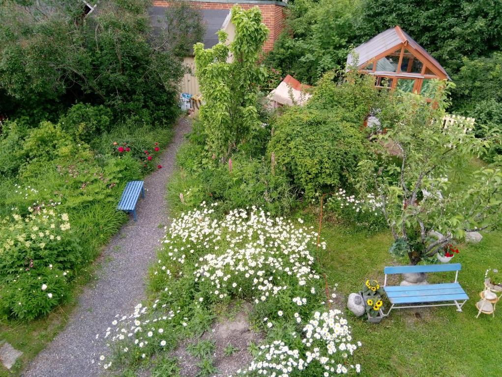 Zahrada ubytování B&B Lilla Lotten