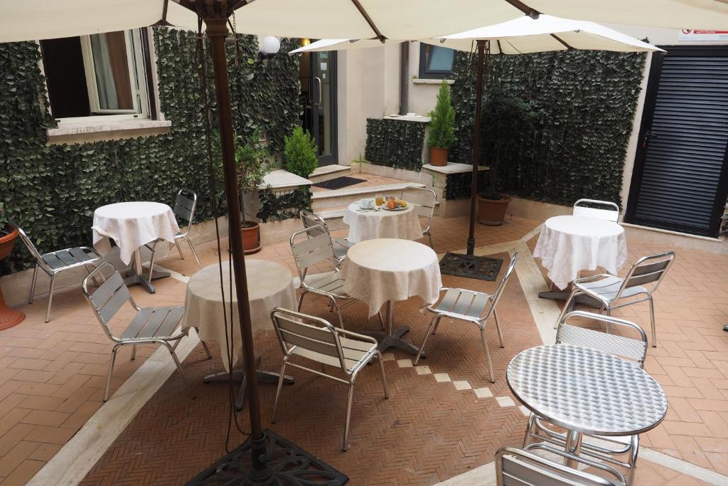 Restaurace v ubytování Hotel Osimar