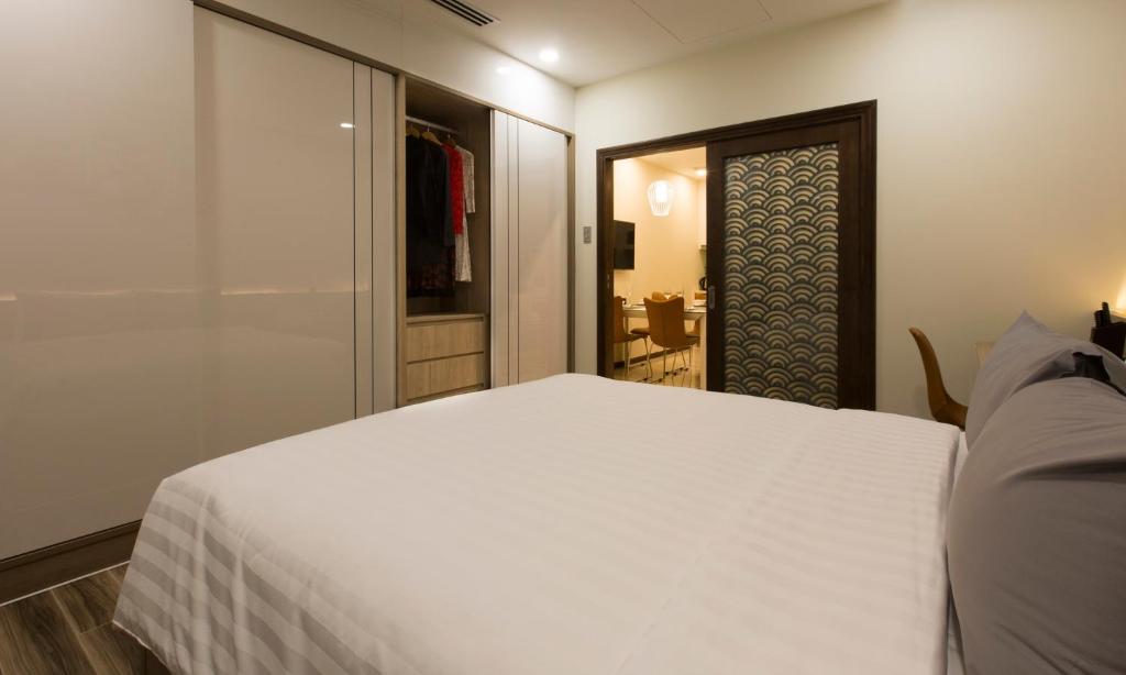 Suite 2