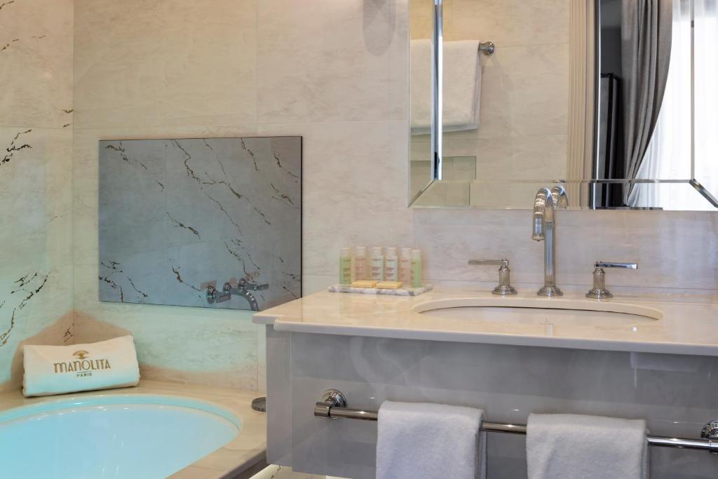 Manolita Paris - Resim 18