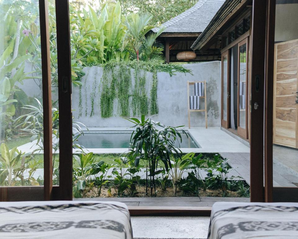Zahrada ubytování Jati Kuta Lombok