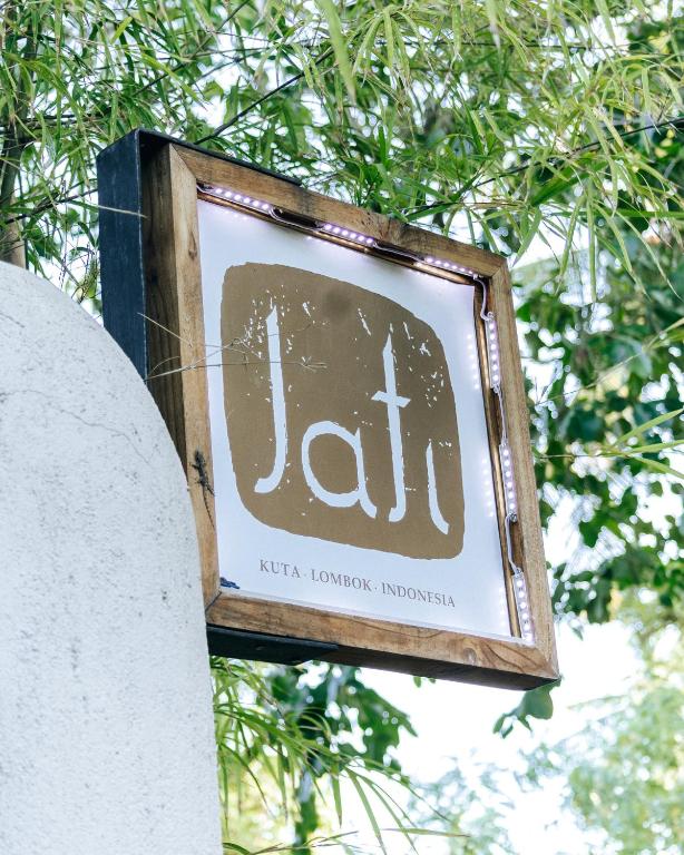 Certifikát, hodnocení, plakát nebo jiný dokument vystavený v ubytování Jati Kuta Lombok
