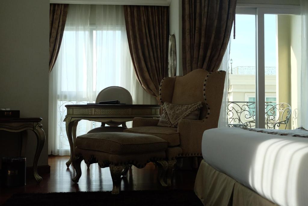 LK The Empress - Resim 11