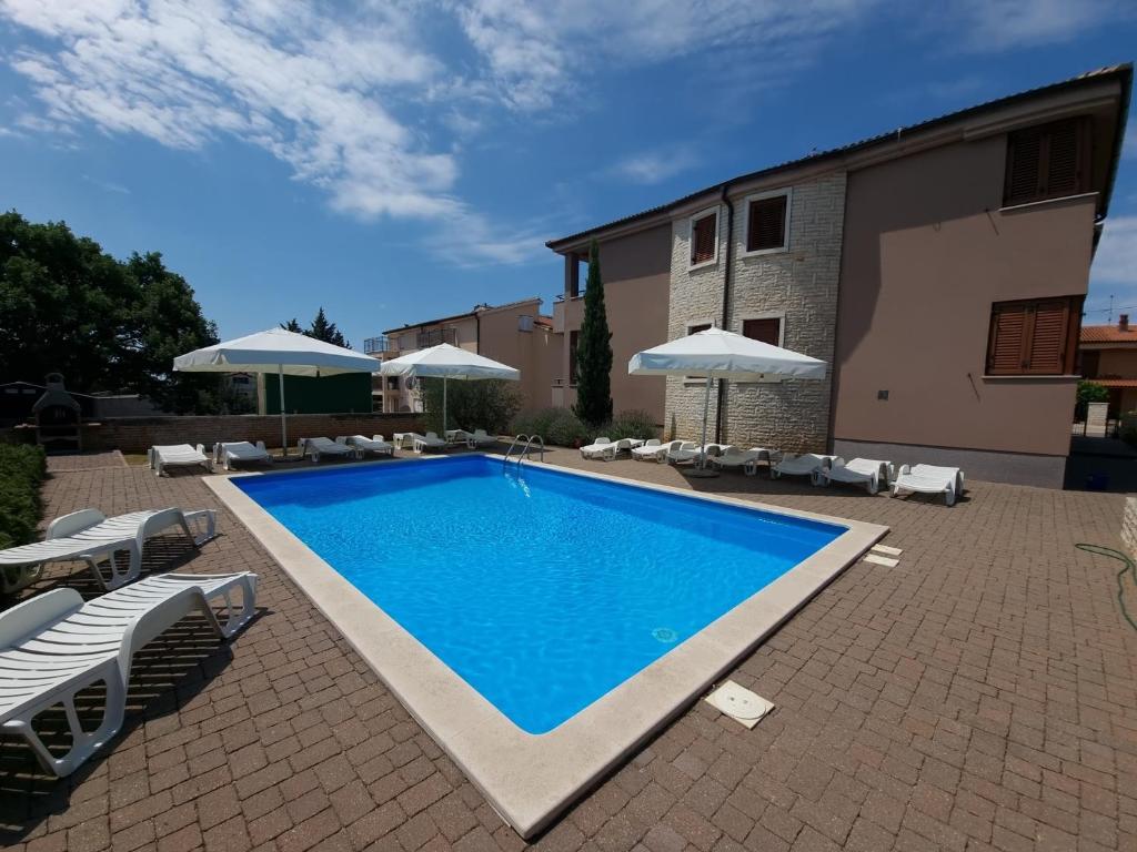 Premium Apartment Villa Dora 4