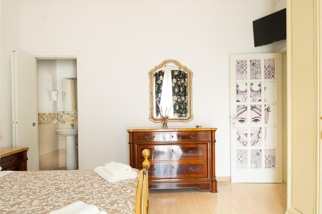 TV a/nebo společenská místnost v ubytování Katamera Guest House