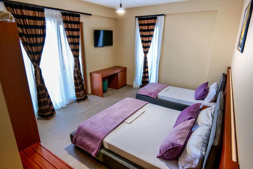 6 Milje Hotel - Image 9