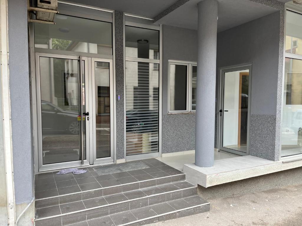 Exteriér nebo vchod ubytování Apartmani Bogdana