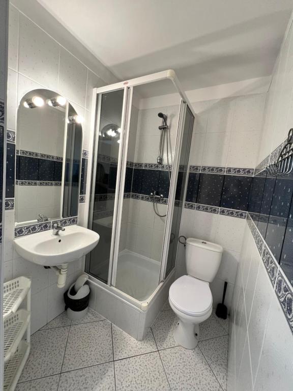 Villa Thomas - Double Room With Balcony