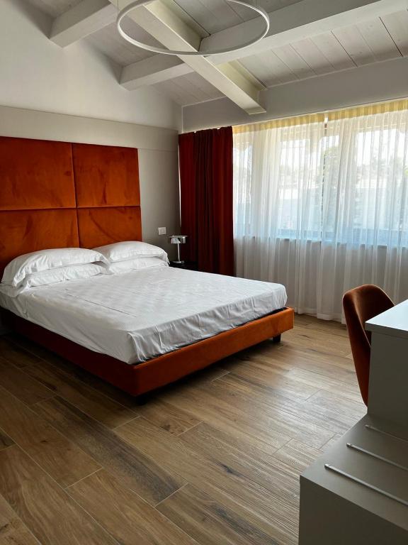 C House Rooms Lake - Quarto Duplo Deluxe
