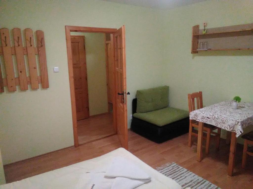 Postel nebo postele na pokoji v ubytování Pod palmou Gerlachov