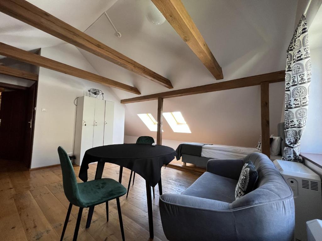 Hostel FOLKier - Comfort Triple Room