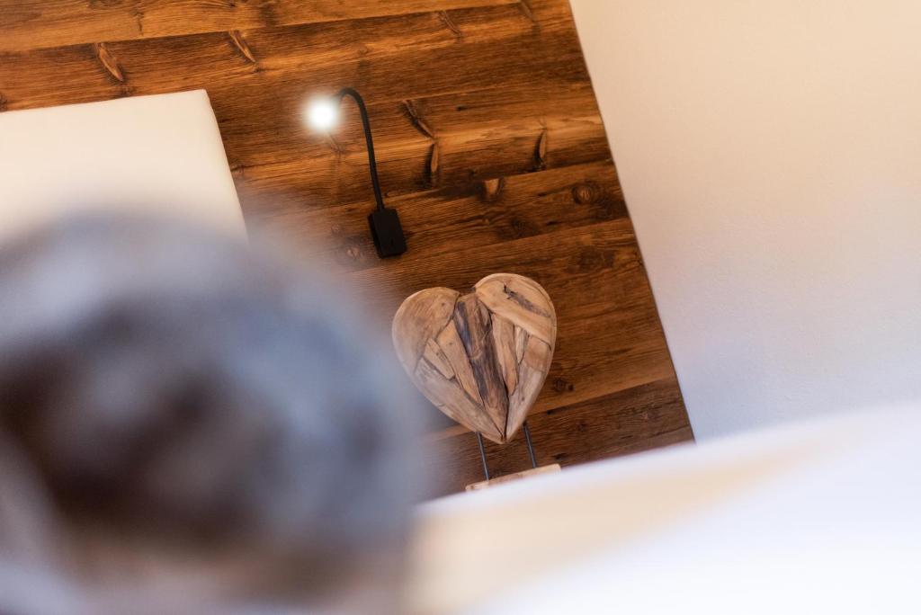 Postel nebo postele na pokoji v ubytování Villa Vintila with Whirlpool & Sauna