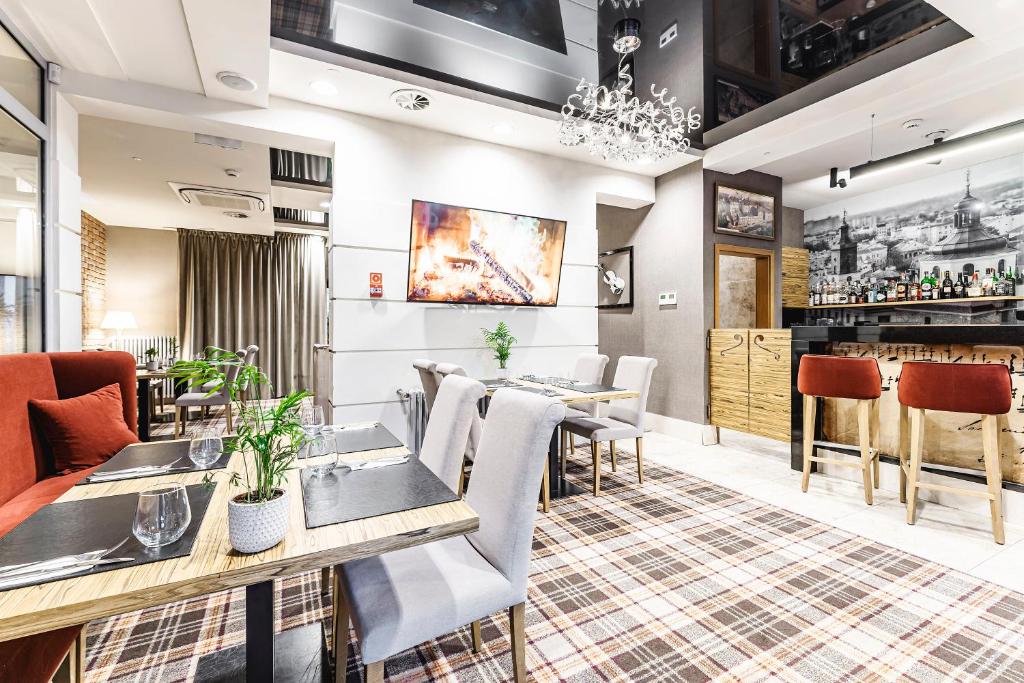 Posedenie v ubytovaní Hotel Wieniawski