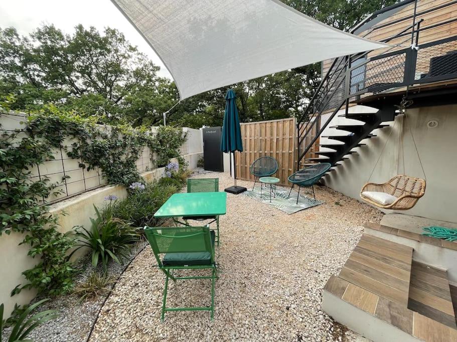 Bulle de détente avec jacuzzi - One-Bedroom Apartment