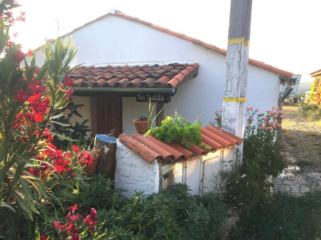 Mosteirinho - Two-Bedroom House