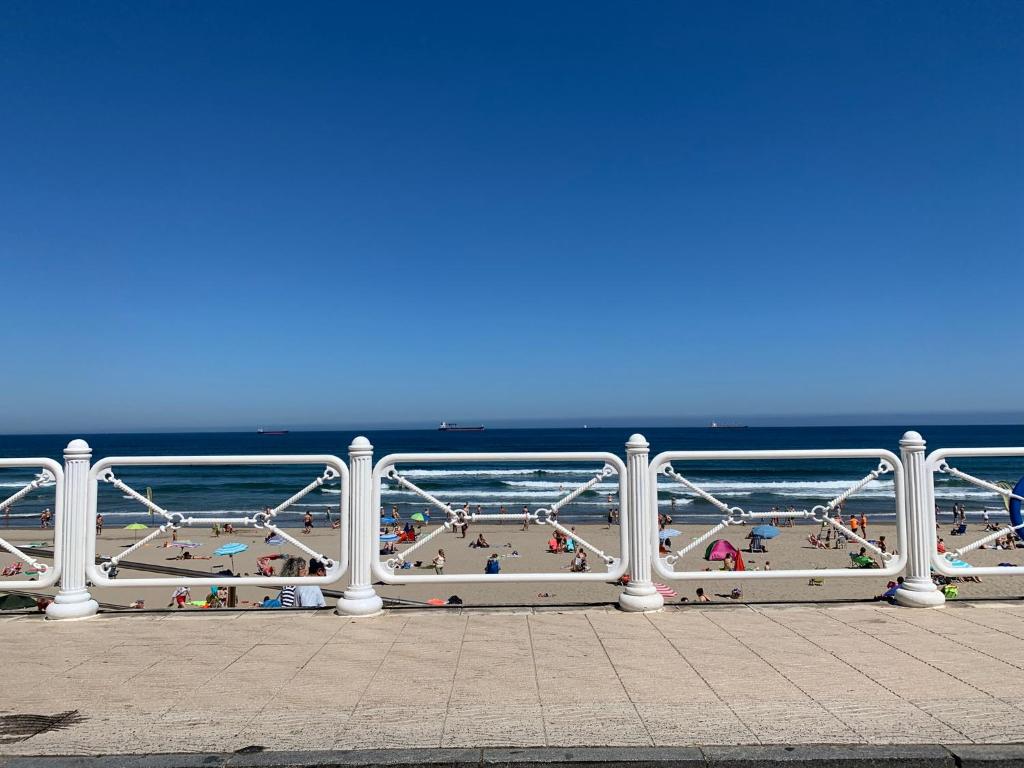 Apto CALA Salinas a pie de playa - Housity