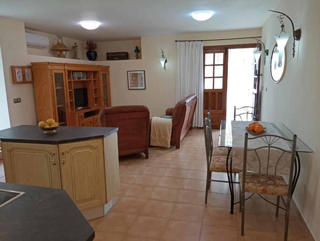 Część wypoczynkowa w obiekcie Home Benitez Pizarra