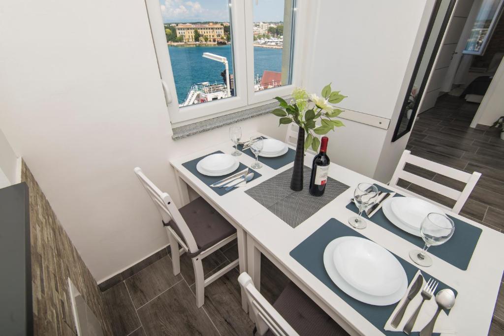 Fotografia z galérie ubytovania Pleasure Sea View Apartment Zadar v destinácii Zadar
