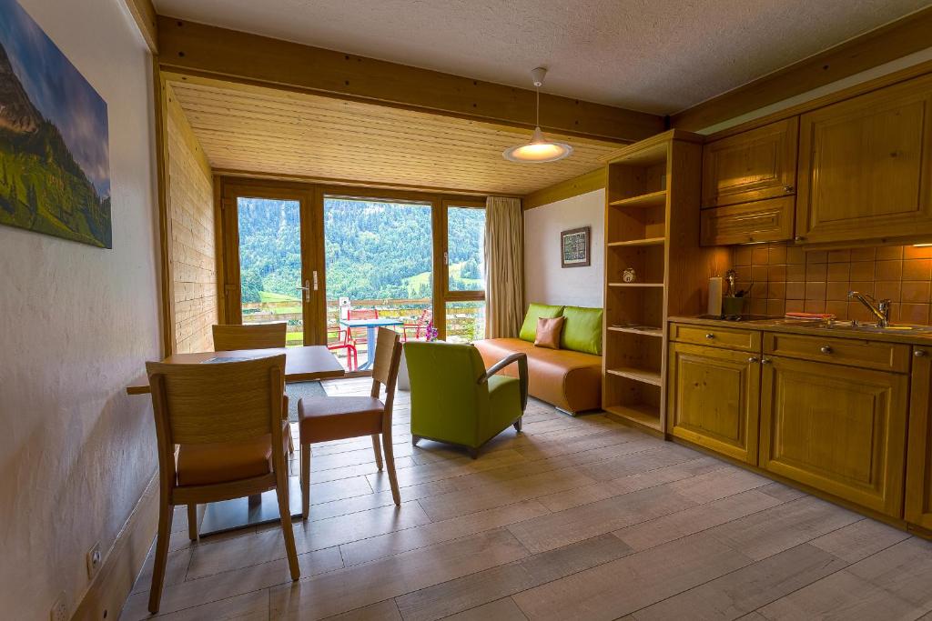 Kuchyň nebo kuchyňský kout v ubytování Studios Bellevue