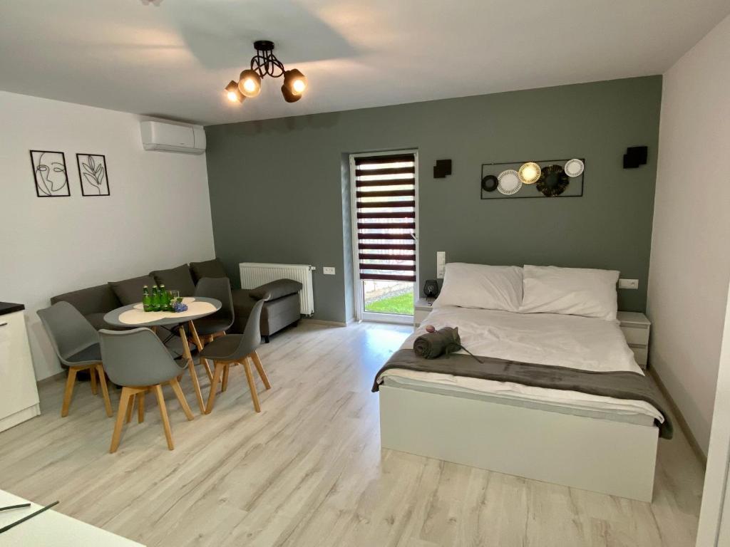 Apartamenty Avia - Energylandia Zator - Studio With Terrace