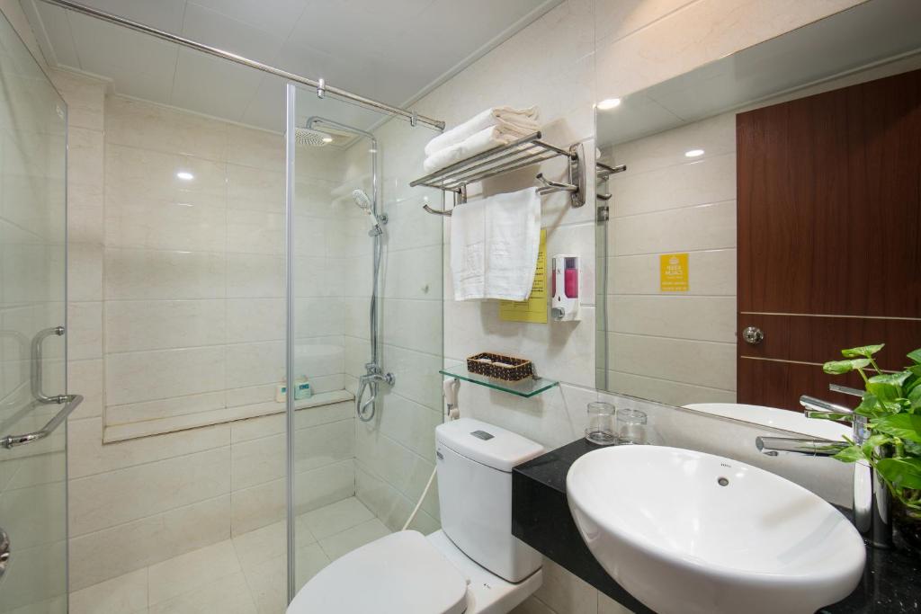 Hanoi Diamond King Hotel & Travel - 17