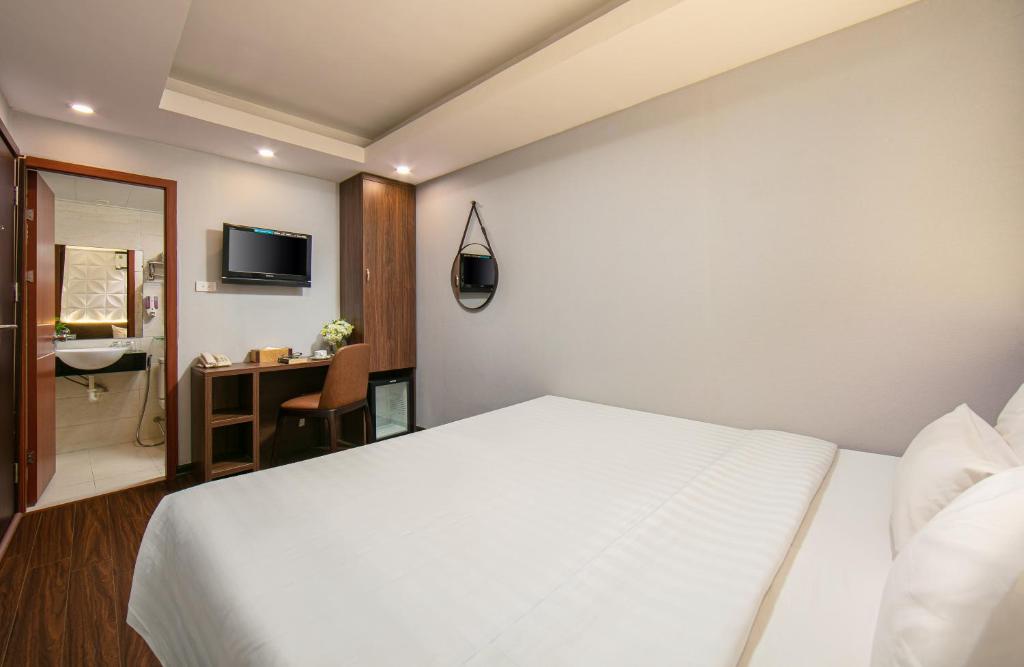 Hanoi Diamond King Hotel & Travel - 2